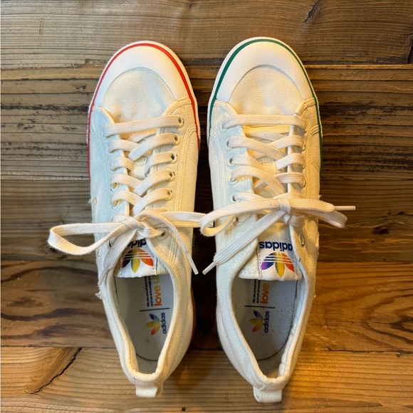 Adidas men’s limited special edition “ love unites” pride sneaker - Picture 14 of 17